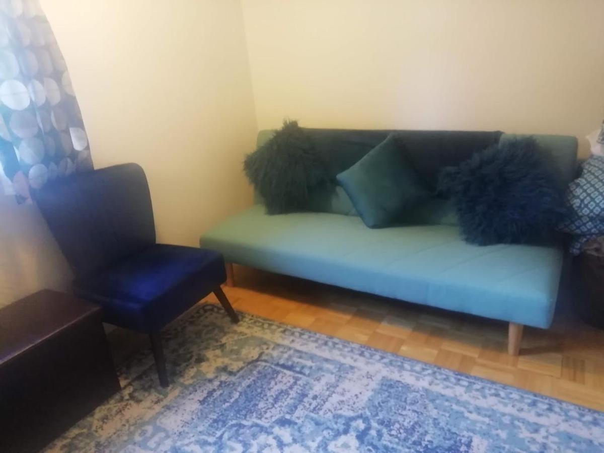 Single Bedroom In A Cozy Maisonette - Буши Екстериор снимка