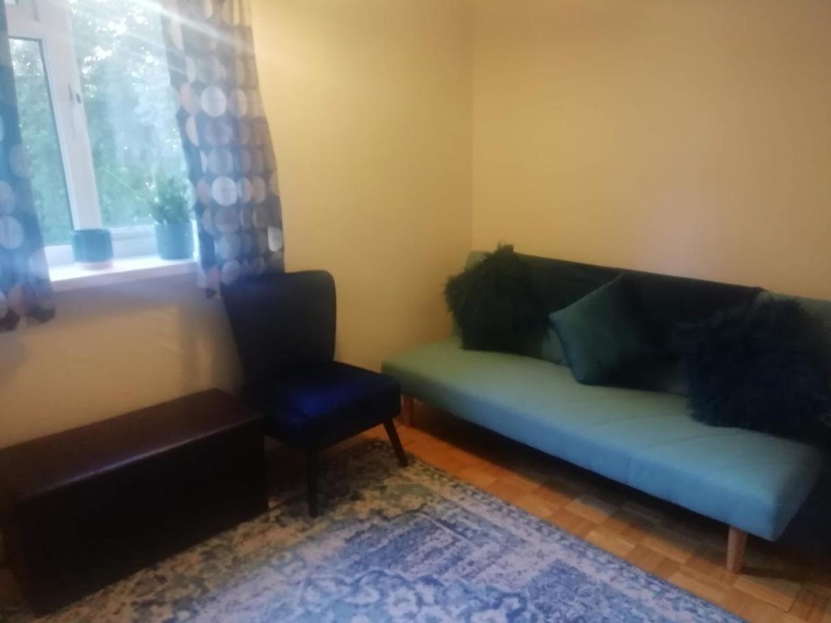 Single Bedroom In A Cozy Maisonette - Буши Екстериор снимка